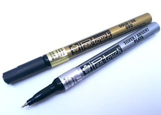 Sakura pen touch popisovač  0,7 mm strieborný